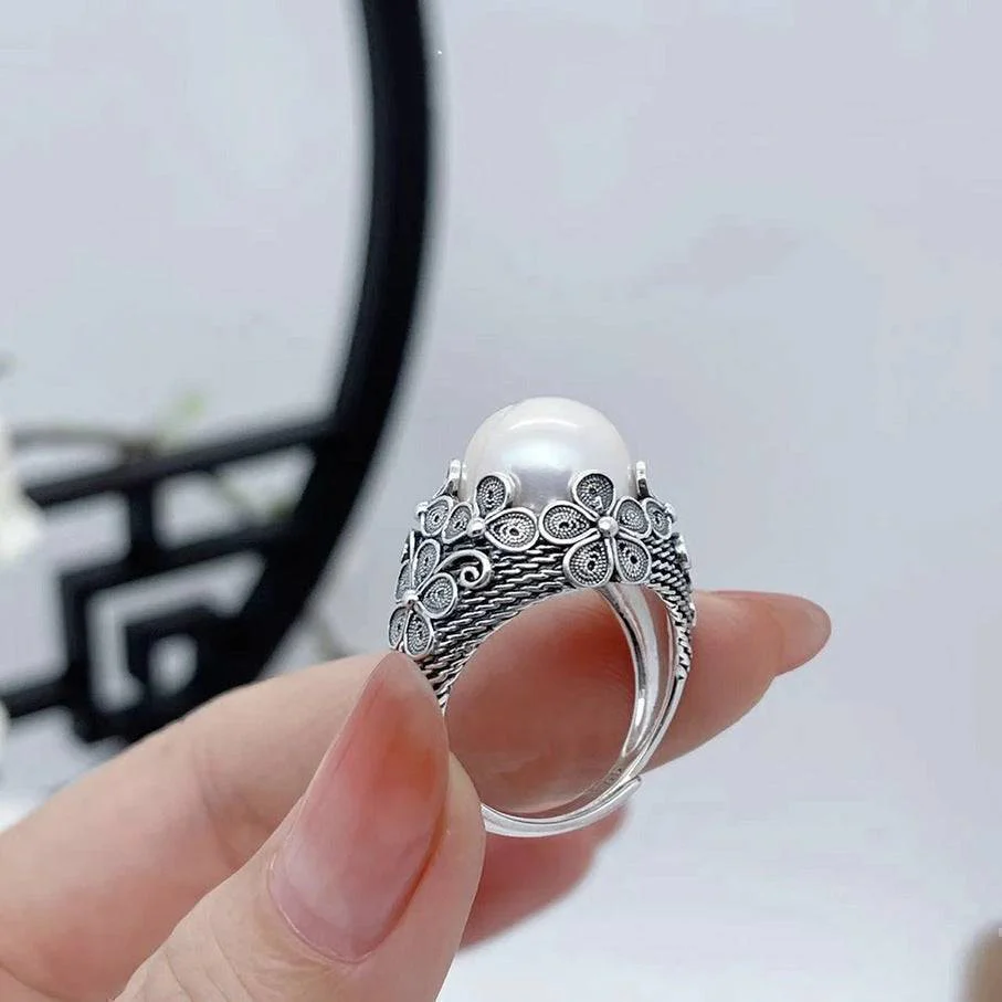 Woven Design Featuring Butterfly Flowers Inlaid Pearl Ring - Image 3
